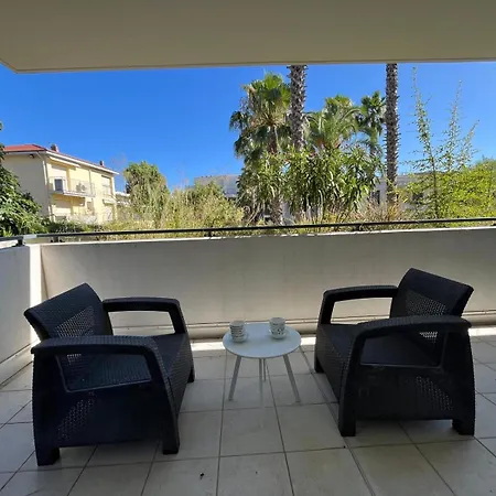 Chemin Des Iles أنتيب